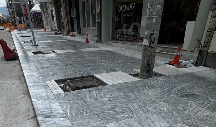 Αίγιο: Αναπλάσσεται το κέντρο τη πόλης, με αστοχίες και καθυστερήσεις ΦΩΤΟ