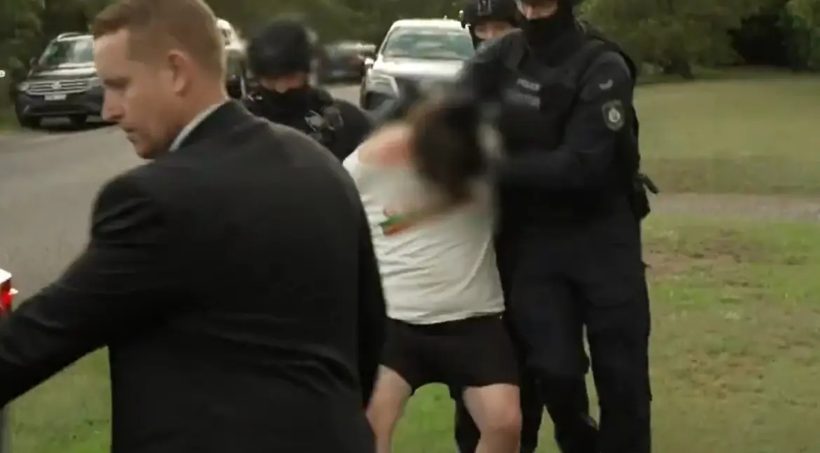 Η στιγμή της σύλληψης ενός εκ των απαγωγέων