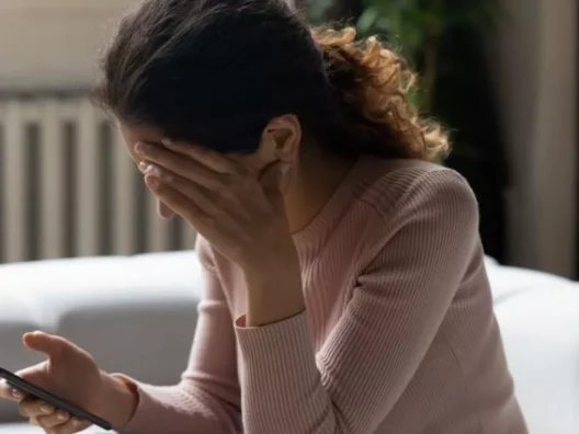 Χαλκίδα: Εκβιασμός ανήλικης για διαρροή προσωπικών δεδομένων 25 Χαλκίδα: Εκβιασμός ανήλικης για διαρροή προσωπικών δεδομένων