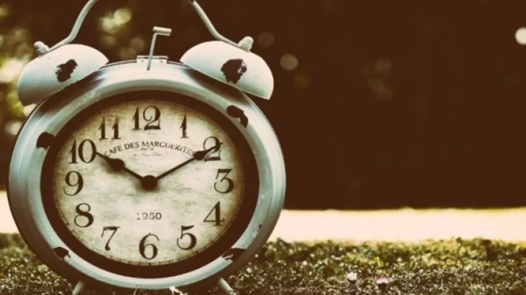 Αλλαγή ώρας: Πότε γυρίζουμε τα ρολόγια μας μια ώρα μπροστά