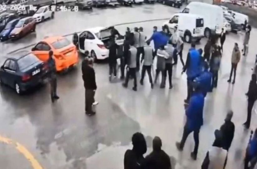 Ξυλοκόπησαν μέχρι θανάτου Αστυνομικό στην Τουρκία ΒΙΝΤΕΟ