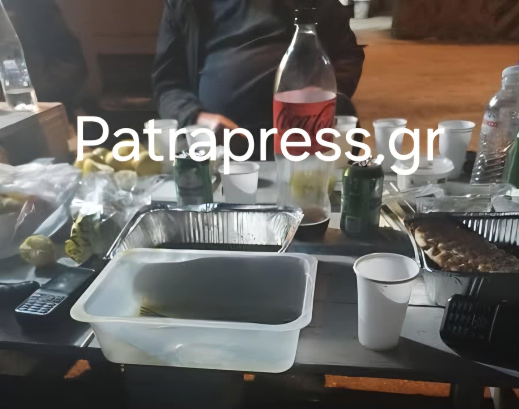 Πάτρα: Σάλος στο ΕΚΑΒ - Υπάλληλοι έψηναν και έπιναν μπύρες εν ώρα υπηρεσίας - Διετάχθη ΕΔΕ για το τσιμπούσι ΑΠΟΚΛΕΙΣΤΙΚΑ ΝΤΟΚΟΥΜΕΝΤΑ 28 Πάτρα: Σάλος στο ΕΚΑΒ - Υπάλληλοι έψηναν και έπιναν μπύρες εν ώρα υπηρεσίας - Διετάχθη ΕΔΕ για το τσιμπούσι ΑΠΟΚΛΕΙΣΤΙΚΑ ΝΤΟΚΟΥΜΕΝΤΑ