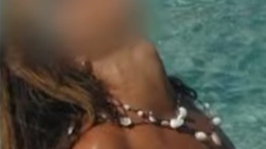 Η 56χρονη δασκάλα γιόγκα που έκαιγε αυτοκίνητα στην Αττική ΦΩΤΟ