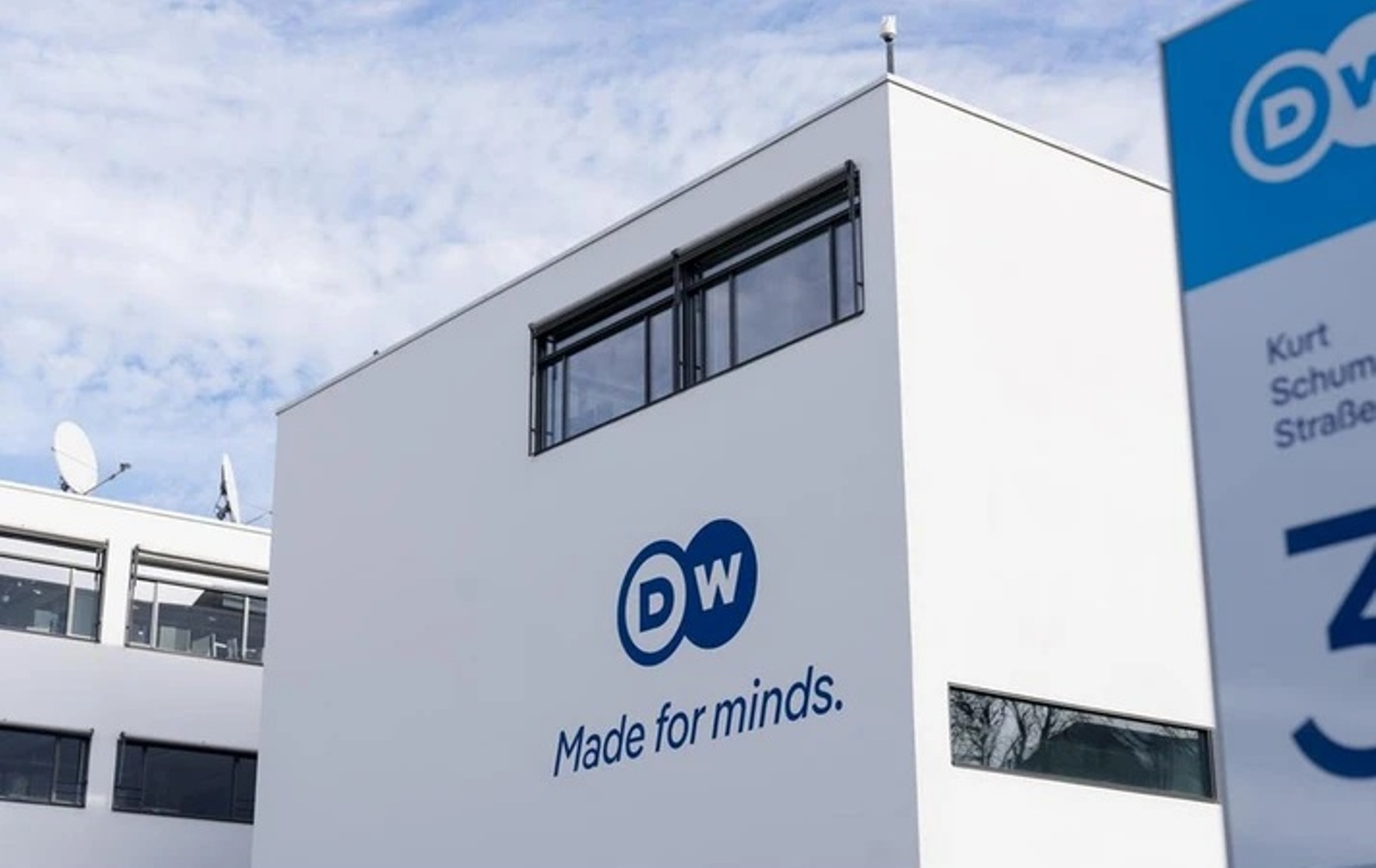 Γερμανία: Κλείνει η ελληνική υπηρεσία της Deutsche Welle 4 Γερμανία: Κλείνει η ελληνική υπηρεσία της Deutsche Welle