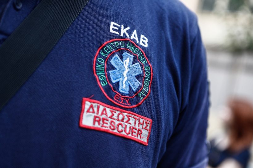 ΕΔΕ για τον διασώστη «τραγουδιστή», πήρε το μικρόφωνο ενώ υπήρχε λιπόθυμη γυναίκα! ΒΙΝΤΕΟ 24 ΕΔΕ για τον διασώστη «τραγουδιστή», πήρε το μικρόφωνο ενώ υπήρχε λιπόθυμη γυναίκα! ΒΙΝΤΕΟ