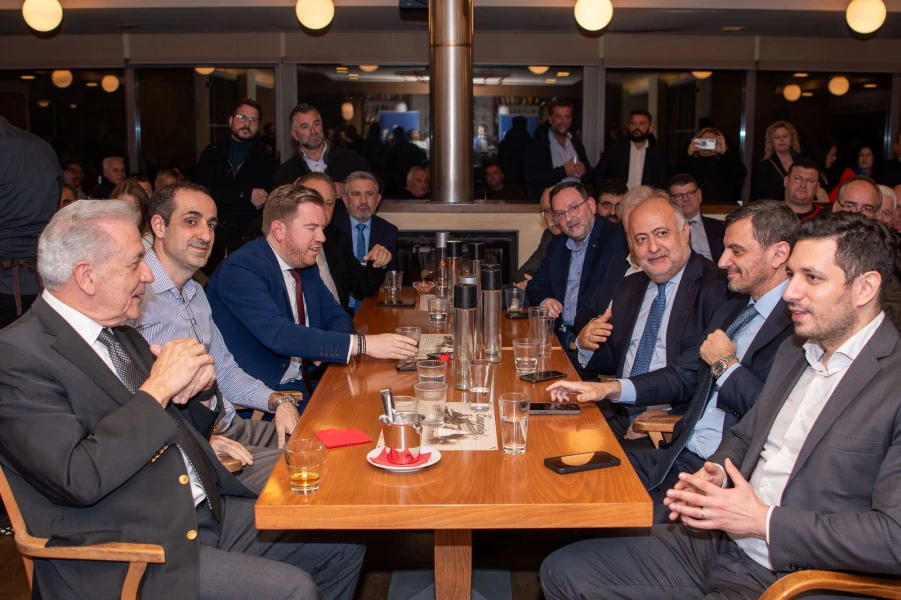 Δημητριάδης από Ηλεία:«Είμαι στρατιώτης της παράταξης - Δεν σκοπεύω να πολιτευτώ το 2027» ΦΩΤΟ - ΒΙΝΤΕΟ 29 Δημητριάδης από Ηλεία:«Είμαι στρατιώτης της παράταξης - Δεν σκοπεύω να πολιτευτώ το 2027» ΦΩΤΟ - ΒΙΝΤΕΟ