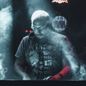 «Pre Parade DJ Party» στην πλατεία του Καρναβαλιού ΦΩΤΟ