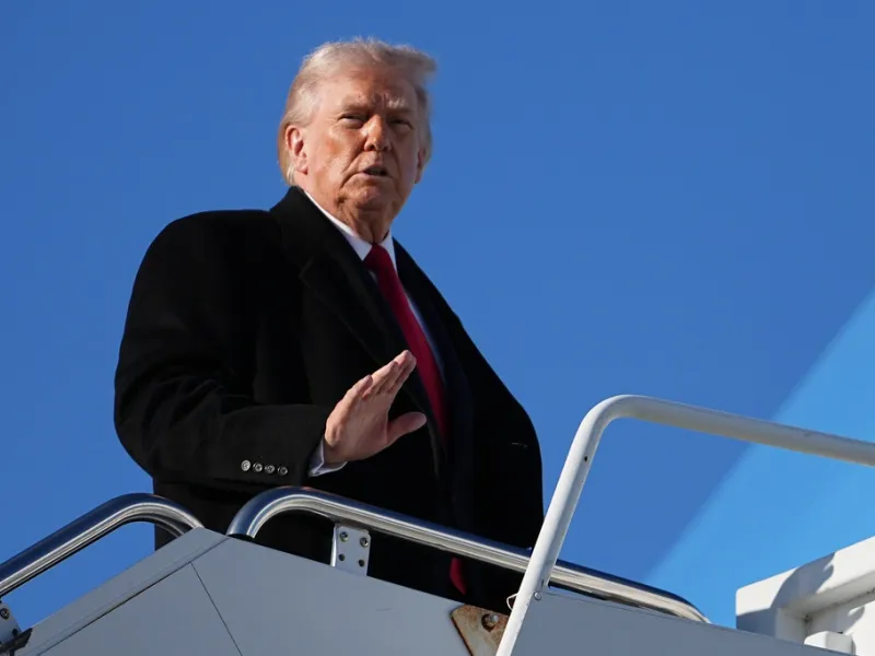 Ο Τραμπ εξετάζει περιορισμένο πλήγμα στο Ιράν…