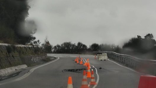 Πύργου - Τριπόλεως: Εκτροπή της κυκλοφορίας λόγω κατολίσθησης