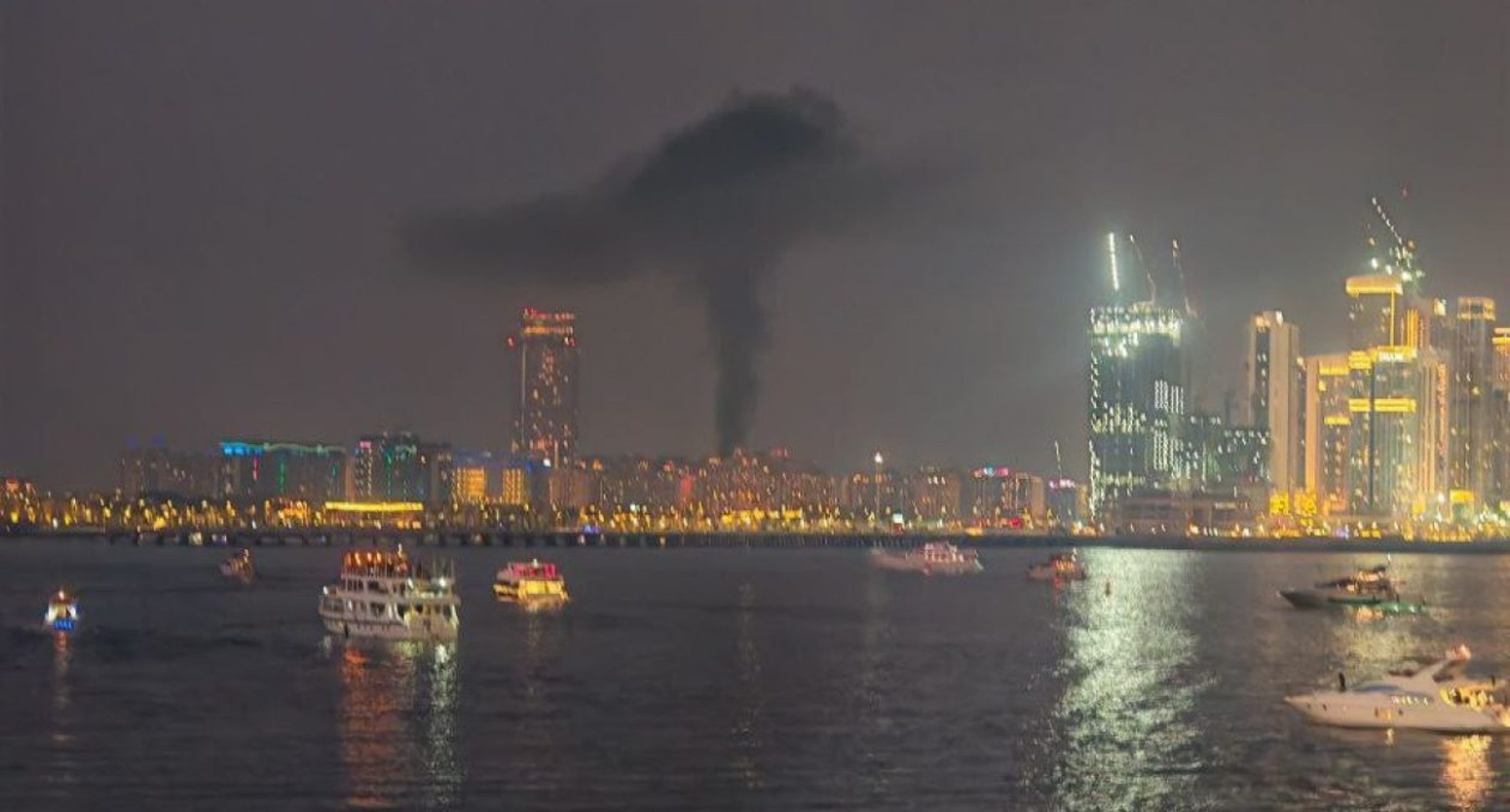 Ελληνίδα στο Ντουμπάι: «Πέφτουν βόμβες πάνω από τα κεφάλια μας», τι συμβαίνει με το αεροδρόμιο ΒΙΝΤΕΟ