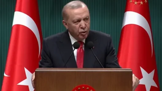 «Παραβιάζεται η κυριαρχία του Ιράν» λέει ο Ερντογάν