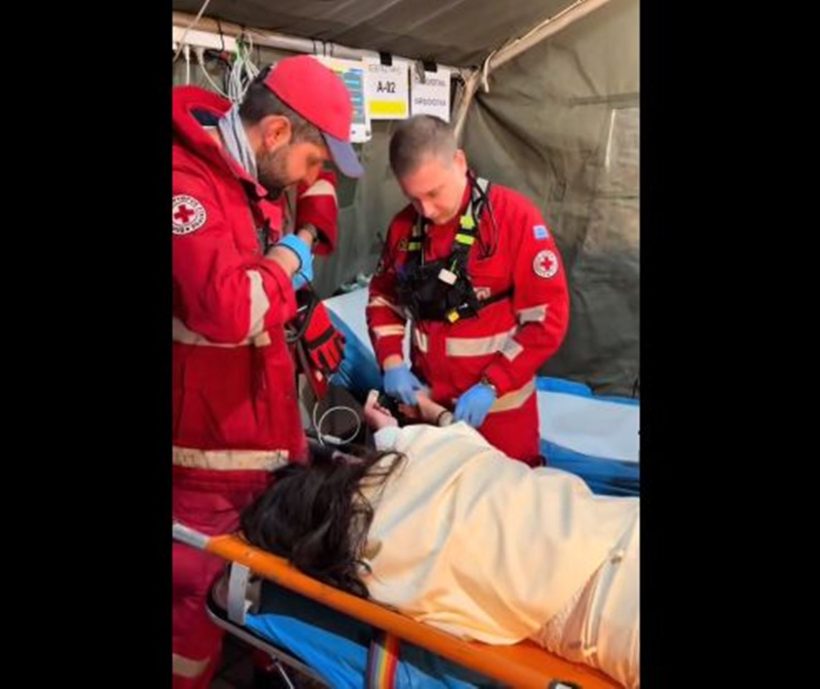 Πάτρα: Αρκετά περιστατικά μέθης στο Καρναβάλι, άμεση επέμβαση των εθελοντών του Ερυθρού Σταυρού ΒΙΝΤΕΟ 24 Νεαρή σε κατάσταση μέθης λαμβάνει τη φροντίδα από διασώστες του ΕΕΣ