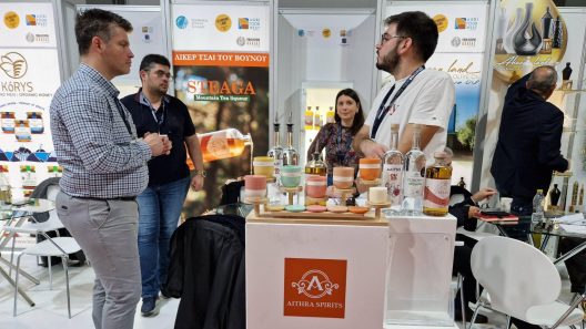 Επιχειρήσεις της Αχαΐας στην Eκθεση «ΕXPOTROF» για την Αγροδιατροφή ΦΩΤΟ