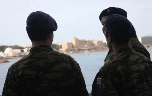 Πάτρα: Οι πρώτοι 90 φαντάροι έφτασαν στο ΚΕΤΧ - Πόσο θα κάτσουν οι 400 νεοσύλλεκτοι 25 Πάτρα: Οι πρώτοι 90 φαντάροι έφτασαν στο ΚΕΤΧ - Πόσο θα κάτσουν οι 400 νεοσύλλεκτοι