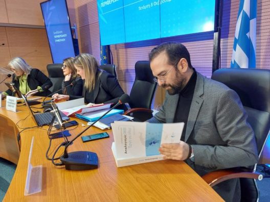 Πάτρα: Απολογισμός του Νεκτάριου Φαρμάκη, για το 2025 26 Πάτρα: Απολογισμός του Νεκτάριου Φαρμάκη, για το 2025