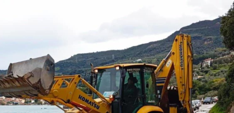 Αχαΐα: Προβληματικός ο δρόμος στον Πλάτανο, μετά από κατολίσθηση ΦΩΤΟ