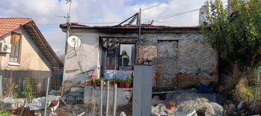 Ηλεία: Στο νοσοκομείο ηλικιωμένος, πήρε φωτιά το σπίτι του ΦΩΤΟ