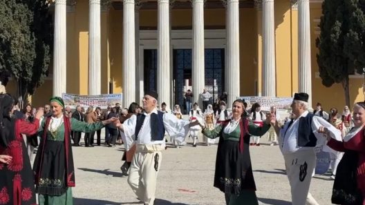 Κινητοποίηση με φουστανέλες και κλαρίνα στο Ζάππειο