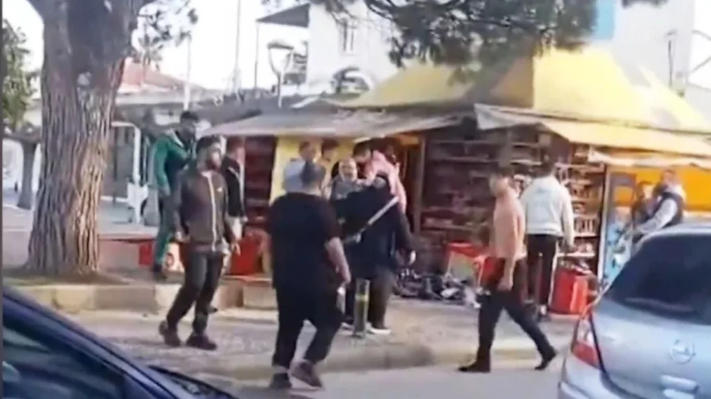 Γαστούνη: Δυο συλλήψεις για τον άγριο ξυλοδαρμό περιπτερά και του ανήλικου γιου του ΦΩΤΟ