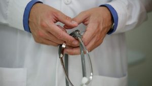 Μεσολόγγι: Ο «μαϊμού» γιατρός που εκλεψε ασθενής στο νοσοκομείο