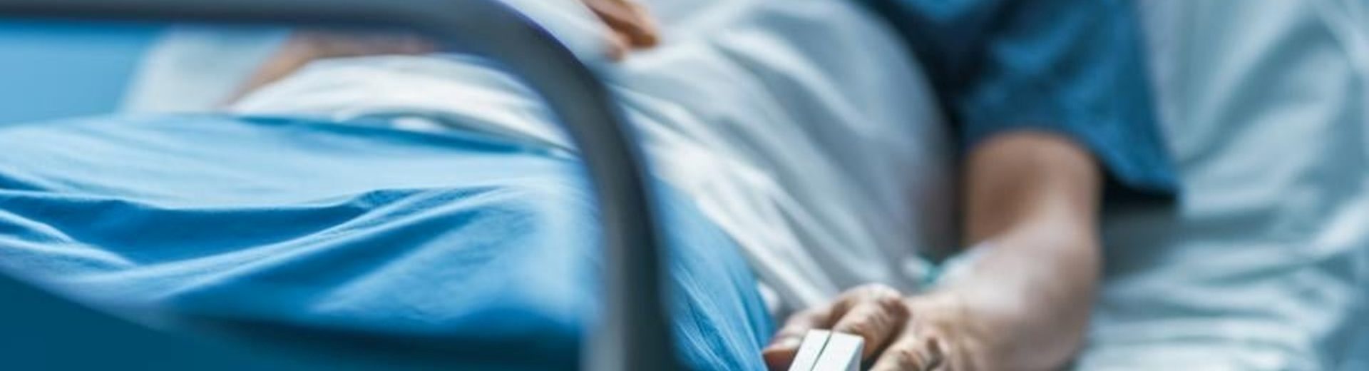 Παγκράτι: Της έσπασε το πόδι για μια θέση πάρκινγκ