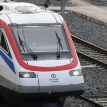 Αμαξοστοιχία ακινητοποιήθηκε μετά από πρόσκρουση με ζώο - Εκτελούσε το δρομολόγιο Λάρισα - Θεσσαλονίκη 17 Αμαξοστοιχία ακινητοποιήθηκε μετά από πρόσκρουση με ζώο - Εκτελούσε το δρομολόγιο Λάρισα - Θεσσαλονίκη