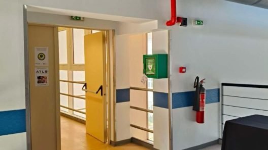 Πάτρα: Εγκατέστησε 14 απινιδωτές, για ασφάλεια, το Πανεπιστήμιο ΦΩΤΟ