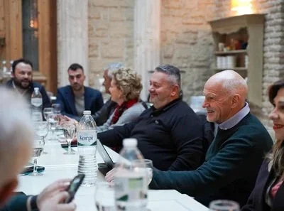 Αχαΐα: Αντίδραση της ΝΕ ΠΑΣΟΚ για «λάσπη» στον Γ. Παπανδρέου στην υπόθεση Jeffrey Epstein