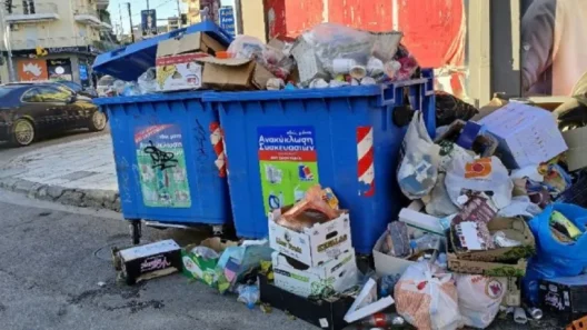 Πάτρα: Σταματά η αποκομιδή απορριμμάτων από τους μπλε κάδους