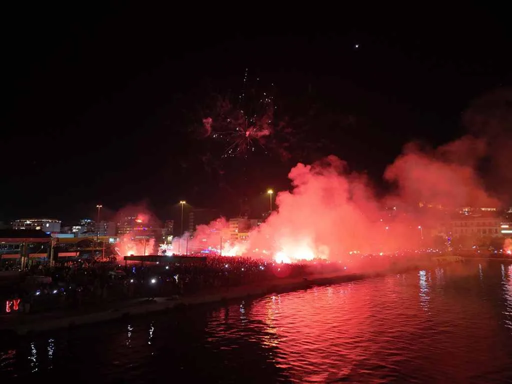 Τίτλοι τέλους για το Πατρινό Καρναβάλι με μια εντυπωσιακή τελετή λήξης ΦΩΤΟ - ΒΙΝΤΕΟ