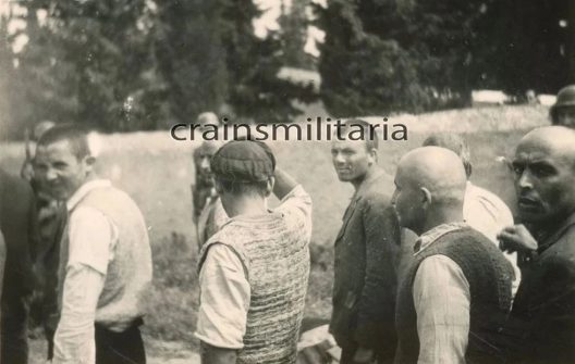 Συγκλονιστικό φωτογραφικό ντοκουμέντο των «200» αντιστασιακών της Καισαριανής, τι λέει η Βουλή και το Υπουργείο Πολιτισμού 25 Συγκλονιστικό φωτογραφικό ντοκουμέντο των «200» αντιστασιακών της Καισαριανής, τι λέει η Βουλή και το Υπουργείο Πολιτισμού