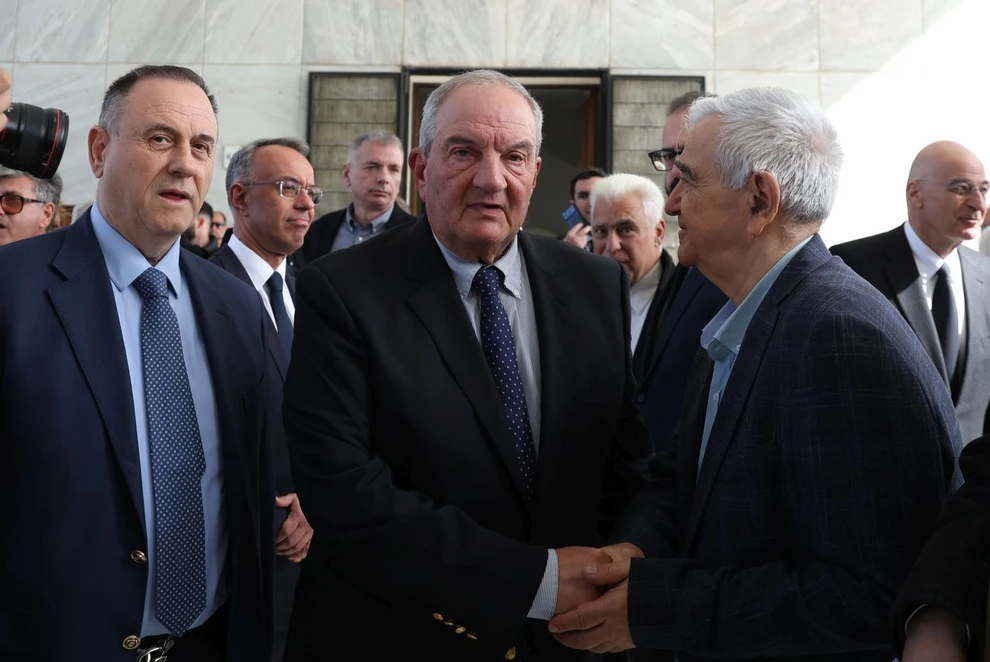 Συγκινεί ο επικήδειος της Λένας Παπαληγούρα για τον πατέρα της ΦΩΤΟ