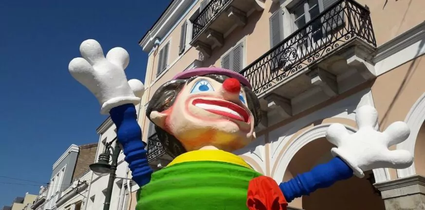 Πάτρα: Υψηλό κόστος, αλλά μεγάλη πληρότητα δωματίων για το Καρναβάλι, οι τιμές στην πόλη και τα περίχωρα 29 Πάτρα: Υψηλό κόστος, αλλά μεγάλη πληρότητα δωματίων για το Καρναβάλι, οι τιμές στην πόλη και τα περίχωρα