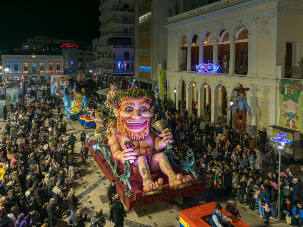 Τα εντυπωσιακά άρματα του Πατρινού Καρναβαλιού 2026