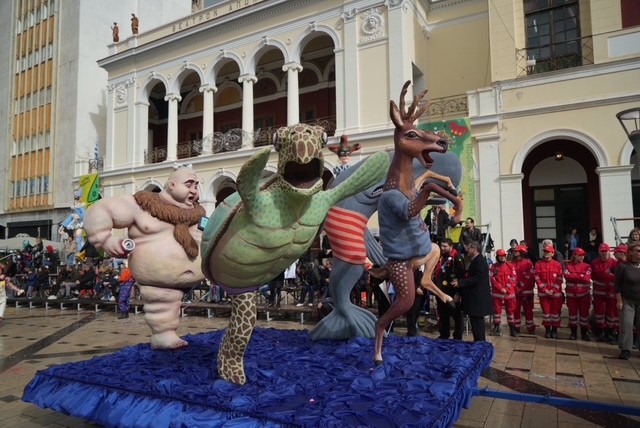 Πάτρα - Καρναβάλι των Μικρών 2026: Χιλιάδες παιδιά πλημμύρισαν την πόλη ΦΩΤΟΡΕΠΟΡΤΑΖ - ΒΙΝΤΕΟ