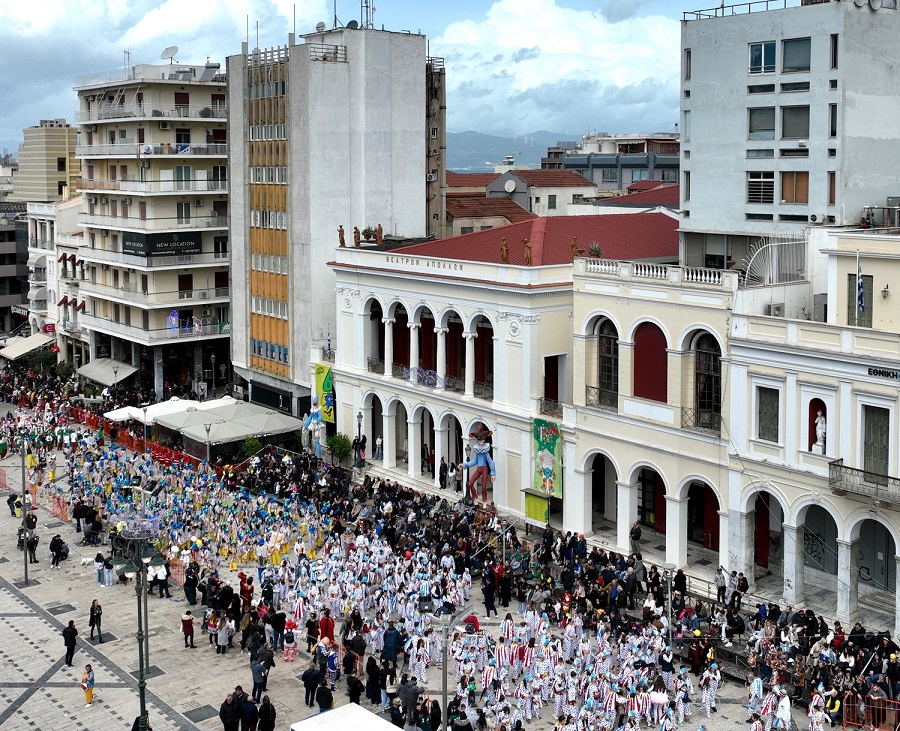 Πάτρα - Καρναβάλι των Μικρών 2026: Χιλιάδες παιδιά πλημμύρισαν την πόλη ΦΩΤΟΡΕΠΟΡΤΑΖ - ΒΙΝΤΕΟ