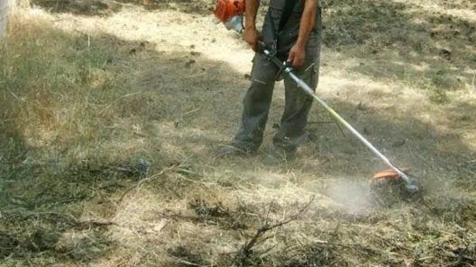 Αυστηρά πρόστιμα για ακαθάριστα οικόπεδα