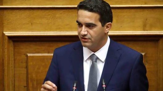 «Να αλλάξει το παραγωγικό μοντέλο της φθηνής εργασίας»