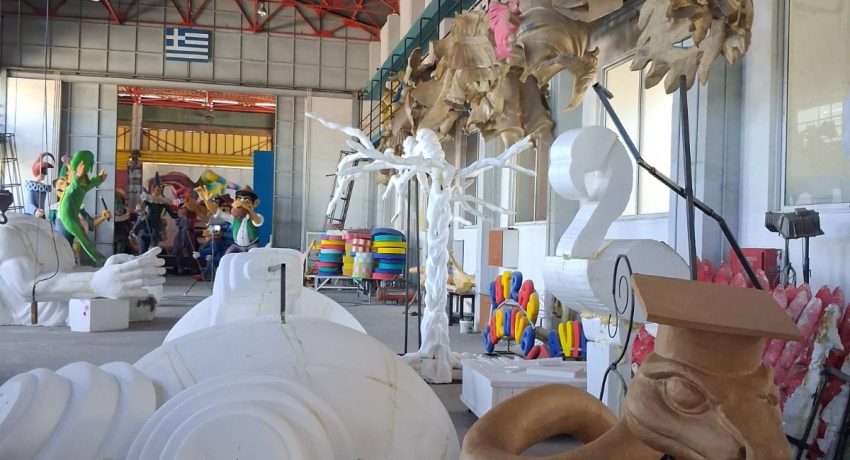 Πάτρα: Ρομποτική και εφέ φέτος στα άρματα - Το Πανεπιστήμιο έδειξε το μέλλον με σεβασμό στην παράδοση ΦΩΤΟ 42 Πάτρα: Ρομποτική και εφέ φέτος στα άρματα - Το Πανεπιστήμιο έδειξε το μέλλον με σεβασμό στην παράδοση ΦΩΤΟ