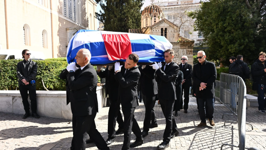 Η σορός της Ελένης Γλύκατζη - Αρβελέρ τέθηκε σε λαϊκό προσκύνημα