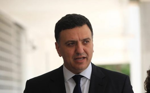 «Εχθροί της χώρας οι λαθρέμποροι»