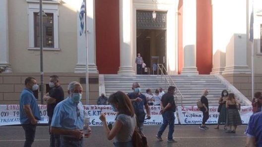 Πάτρα: «Καμπάνα» της δικαιοσύνης σε συνδικαλιστές για ξυλοδαρμό συναδέλφου τους ΦΩΤΟ