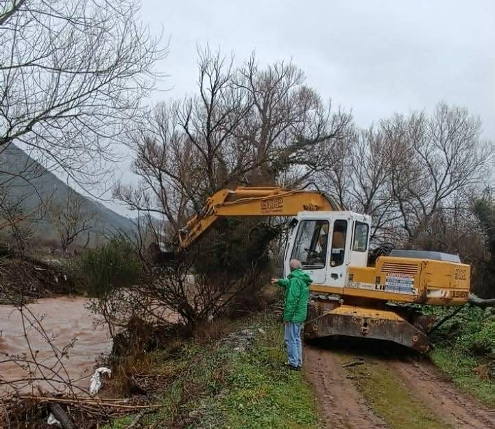 Κλειτορία: Σε αυξημένη ετοιμότητα η Πολιτική Προστασία μετά την πτώση κορμών ΦΩΤΟ