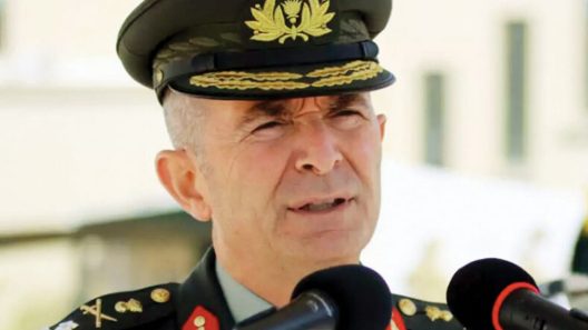 Πάτρα: Αιφνιδιαστική επίσκεψη του Αρχηγού ΓΕΣ στο ΚΕΤΧ