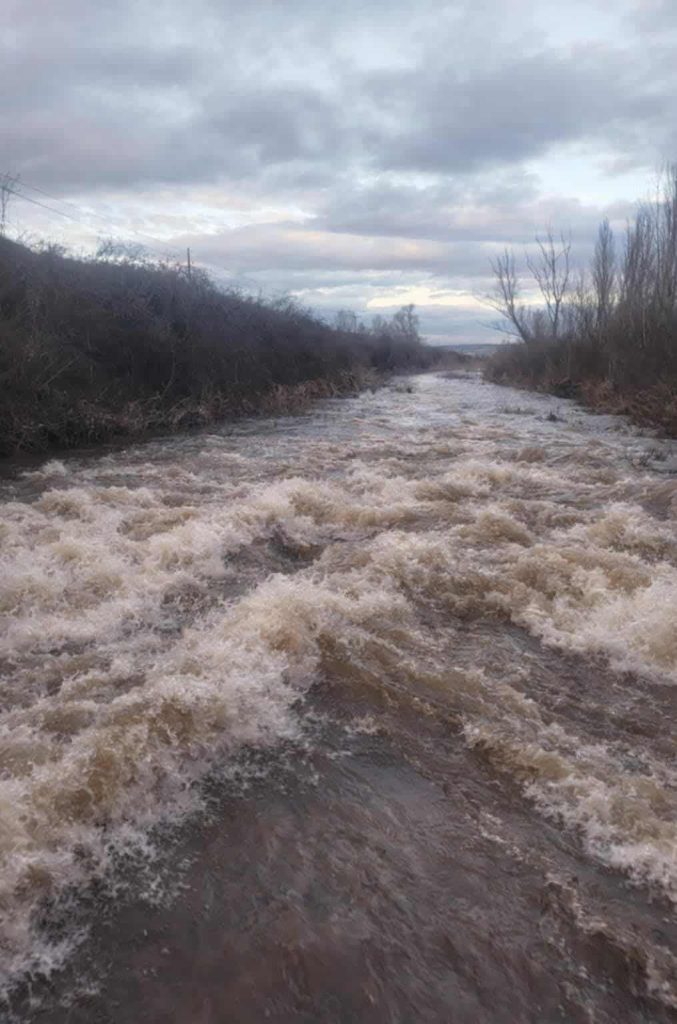 Κοζάνη: Μοτοσικλετιστής παρασύρθηκε από ορμητικά νερά ΦΩΤΟ