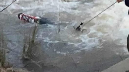 Κοζάνη: Μοτοσικλετιστής παρασύρθηκε από ορμητικά νερά ΦΩΤΟ