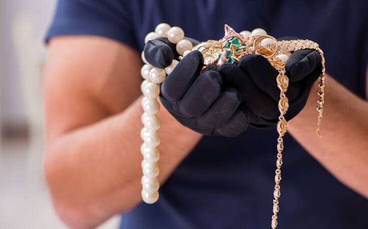 Αιτωλοακαρνανία: Κλοπές κοσμημάτων σε σπίτια