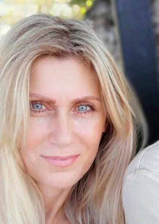 Η Τζένη Λιμάρ