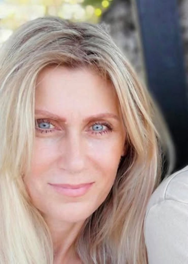 Η Τζένη Λιμάρ