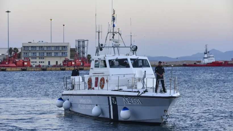 Πάτρα: Βρέθηκε σορός στη θαλάσσια περιοχή του Ρίου - Εξετάζεται αν είναι του αγνοούμενου ψαρά ΒΙΝΤΕΟ - ΦΩΤΟ 24 Πάτρα: Βρέθηκε σορός στη θαλάσσια περιοχή του Ρίου - Εξετάζεται αν είναι του αγνοούμενου ψαρά ΒΙΝΤΕΟ - ΦΩΤΟ